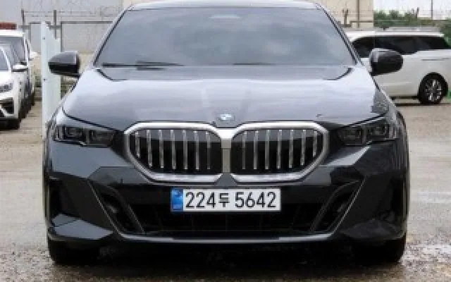 인천외제차중고차 5시리즈 (G60) 520i 매물 사진 9 - 2025/04 28,705km