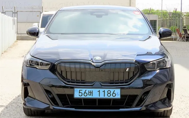 인천외제차중고차 i5 eDrive 40 매물 사진 5 - 2024/04 88,572km